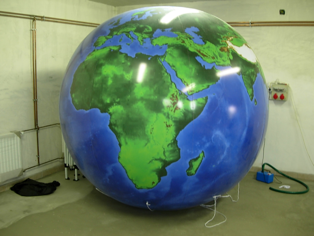Globe spheres