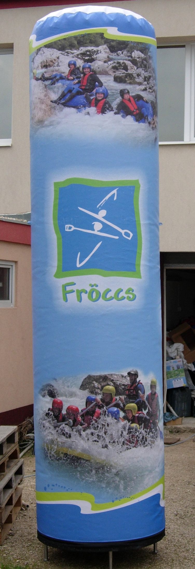 Fröccs column