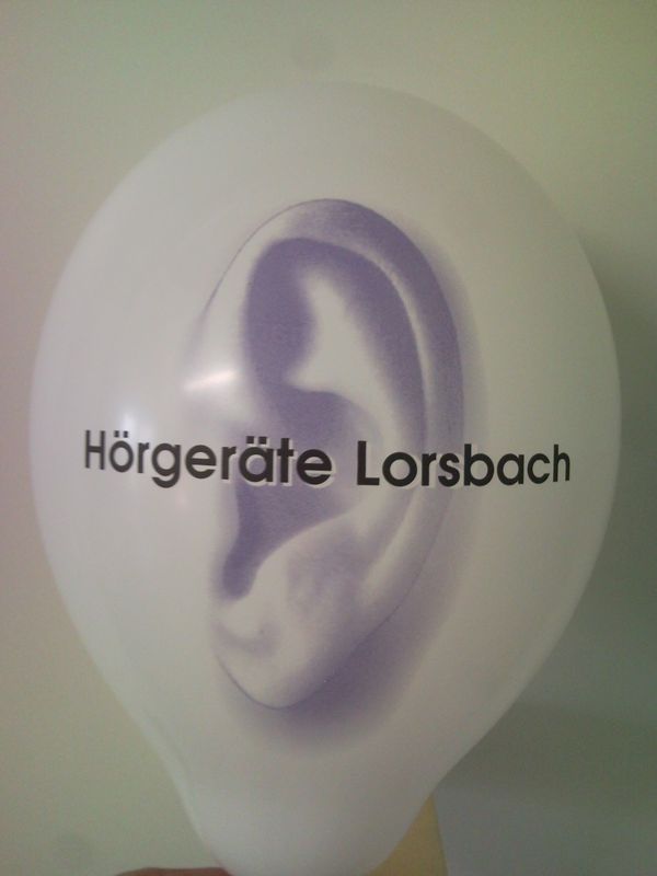 CMYK print on a balloon: ear, Hörgeräte