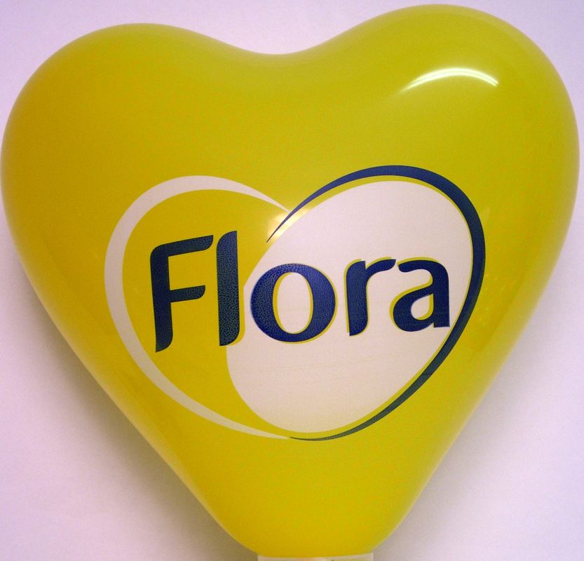 Spot-colour print on a balloon: Flora heart
